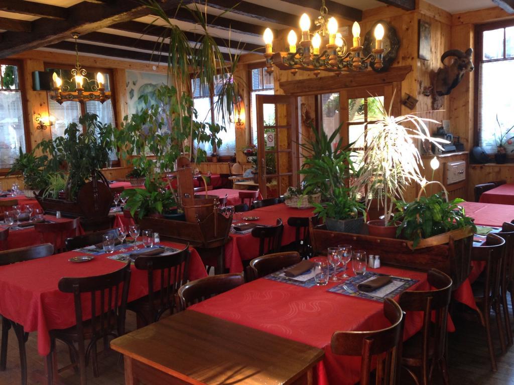 Les Touristes Ξενοδοχείο Abondance Εξωτερικό φωτογραφία